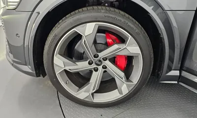 Audi SQ8 e-tron 2024, 2145 км, за 96000000 KRW - фото 5