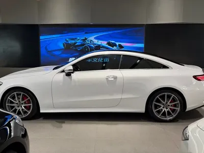 Mercedes-Benz E-Class (Import) 2022, 49000 км, за 253000 CNY - фото 3