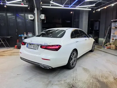 Mercedes-Benz E-Class 2022, 25000 км, за 10000 KRW