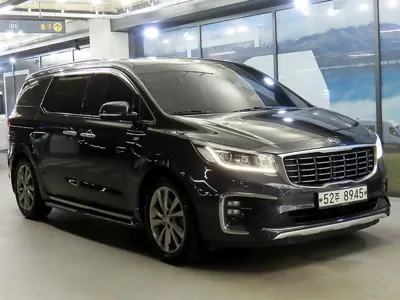 Kia Canival · 2019 год