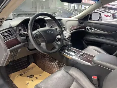 Infiniti Q70 2013, 130000 км, за 36000 CNY - фото 18