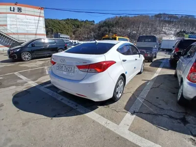 Hyundai Avante 2012, 119273 км, за 4700000 KRW - фото 2