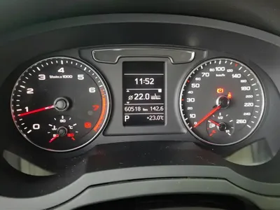 Audi Q3 2019, 60500 км, за 75000 CNY - фото 14