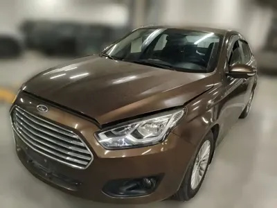 Ford Escort 2016, 122100 км, за 16299 CNY