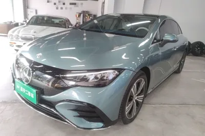 Mercedes-Benz EQE · 2025 год
