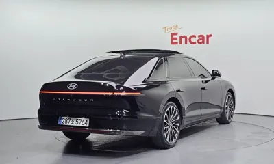 Hyundai Grandeur 2023, 42025 км, за 38000000 KRW