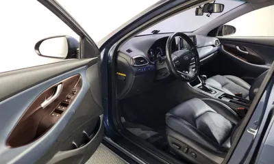 Hyundai i30 2018, 102951 км, за 9900000 KRW - фото 10