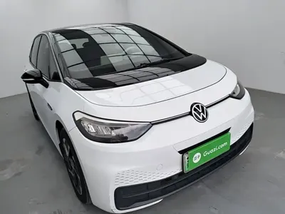 Volkswagen ID.3 2023, 80200 км, за 70100 CNY