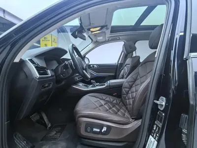 BMW X5 2023, 53500 км, за 345800 CNY - фото 7