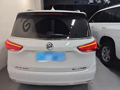 Buick GL6 2022, 47500 км, за 68100 CNY