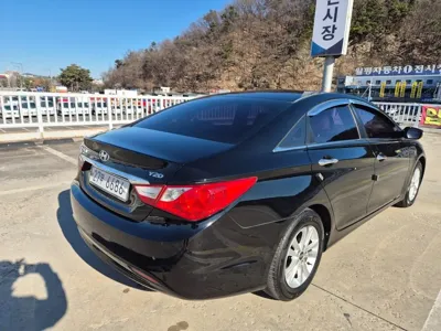 Hyundai Sonata 2011, 159843 км, за 3300000 KRW