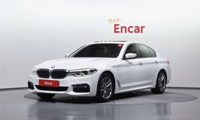 BMW 5-Series · 2018 год