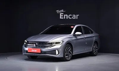 Volkswagen Jetta · 2023 год