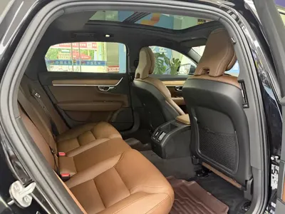 Volvo S90 2024, 35000 км, за 179800 CNY - фото 7