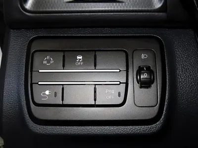KG_Mobility_Ssangyong TIBOLI 2018, 116677 км, за 8400000 KRW - фото 13