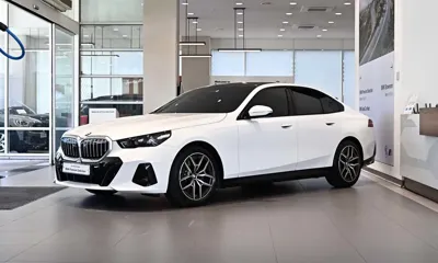 BMW 5-Series · 2026 год