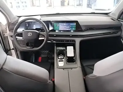 Changan 长安CS75PLUS 2023, 32400 км, за 72300 CNY - фото 10