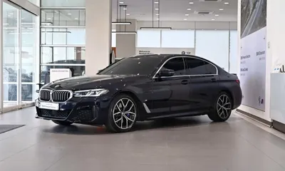 BMW 5-Series · 2022 год