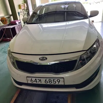 Kia K5 · 2013 год