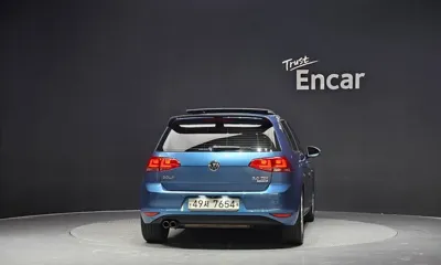Volkswagen Golf 2015, 144632 км, за 8700000 KRW