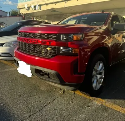 Chevrolet Silverado · 2021 год
