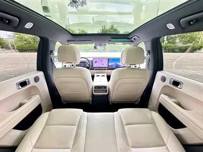 Li Auto Li L6 2025, 8000 км, за 218000 CNY - фото 46