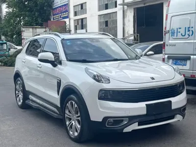 Lynk & Co 01 2020, 60000 км, за 56800 CNY