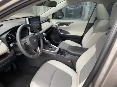 Toyota RAV4 2020, 52700 км, за 128250.49 CNY - фото 8