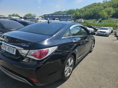 Hyundai Sonata 2012, 191843 км, за 3900000 KRW - фото 2