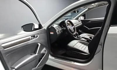 Volkswagen Passat 2018, 57350 км, за 9890000 KRW - фото 10