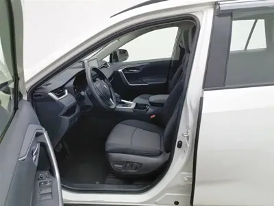 Toyota RAV4 2021, 77300 км, за 86900 CNY - фото 10