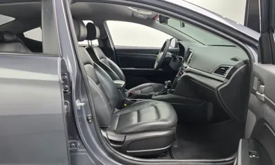 Hyundai Avante 2018, 162302 км, за 7400000 KRW - фото 11