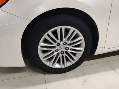 Lexus ES 2016, 46600 км, за 106000 CNY - фото 23