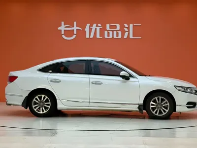 Honda Spirior 2018, 75800 км, за 60000 CNY