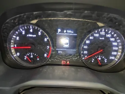 Hyundai Elantra (6th Generation 2019, 29900 км, за 56485.27 CNY - фото 10