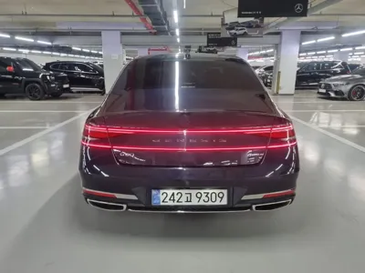 Genesis G90 2022, 121787 км, за 44990000 KRW