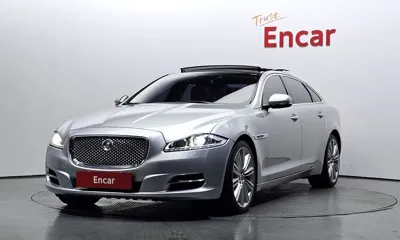 Jaguar XJ · 2012 год