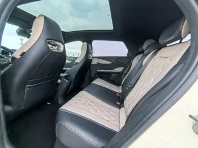 BYD Dolphin 2023, 50000 км, за 56800 CNY - фото 8