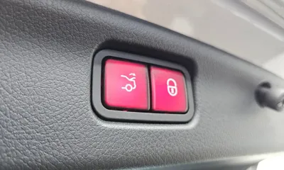 Mercedes-Benz C-Class 2023, 110453 км, за 32990000 KRW - фото 27