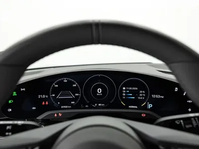 Porsche Taycan 2023, 31920 км, за 107000000 KRW - фото 8