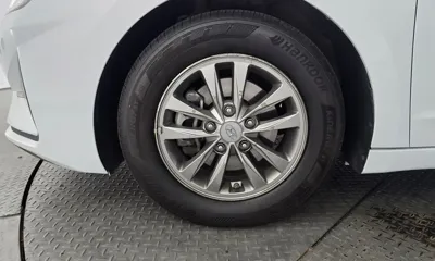 Hyundai Avante 2019, 121212 км, за 9190000 KRW - фото 5