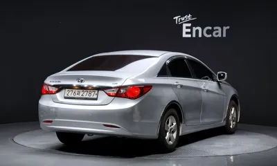 Hyundai Sonata 2014, 195363 км, за 3500000 KRW