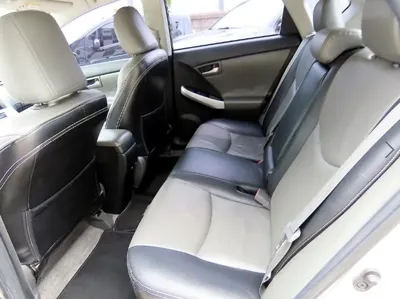 Toyota Prius 2013, 81370 км, за 9500000 KRW - фото 6