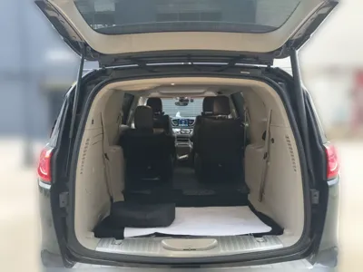 Chrysler Grand Voyager PHEV 2019, 27799 км, за 148888.57 CNY - фото 20