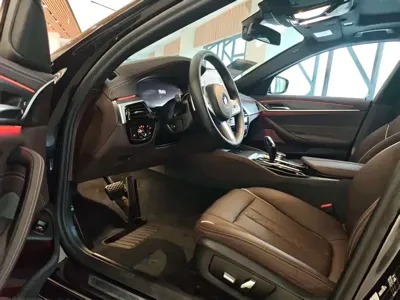 BMW 5 Series 2023, 51000 км, за 238000 CNY - фото 8