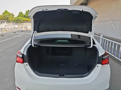 Toyota Corolla 2018, 93600 км, за 48300 CNY - фото 19