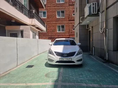 Hyundai Grandeur 2014, 101000 км, за 8200000 KRW - фото 3