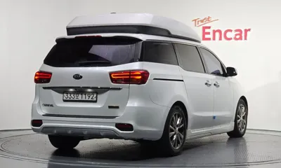 Kia Canival 2019, 128187 км, за 19990000 KRW
