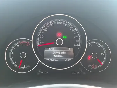 Volkswagen Beetle 2017, 90600 км, за 65900 CNY - фото 14