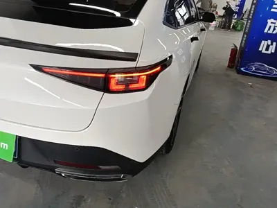 Changan Yida 2023, 11600 км, за 52699 CNY - фото 8